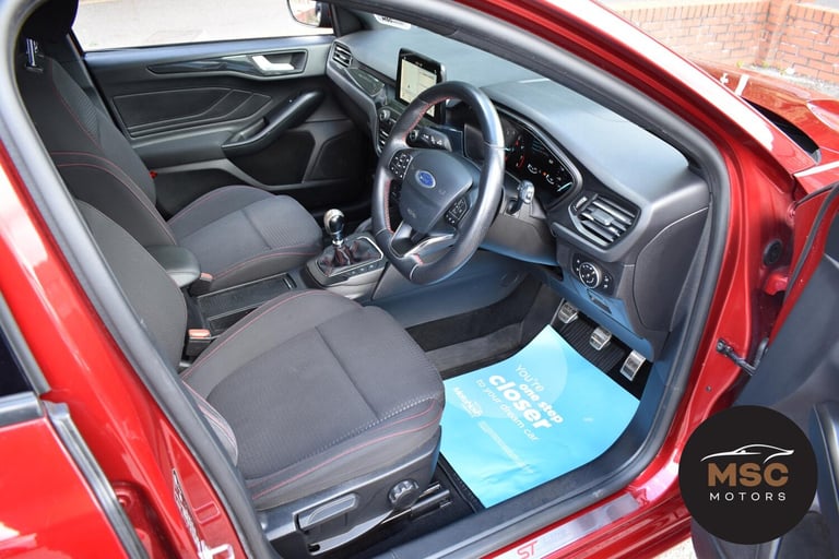 2018 Ford Focus 1.0T EcoBoost ST-Line Hatchback 5dr Petrol Manual Euro 6 (s/s) (125 ps) Hatchback...