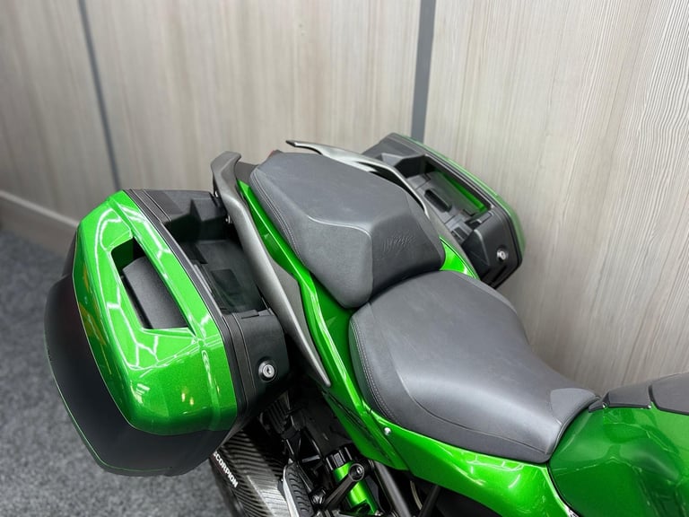 2018 18 Kawasaki Ninja H2 SX SE Euro 4 - 1 Former Keeper - FSH +++Extras