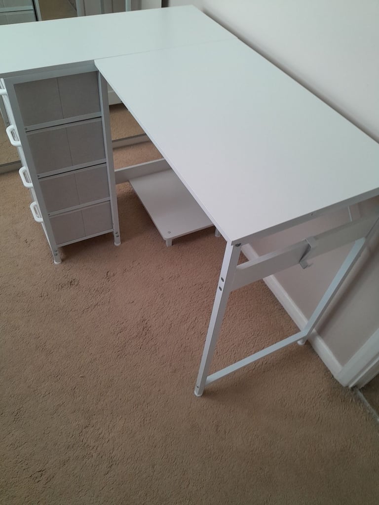 Computer/Office L shaped desk