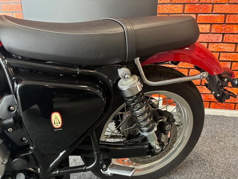 BSA Gold Star 650cc Classic Motorcycle Insignia Red - All Colours Available