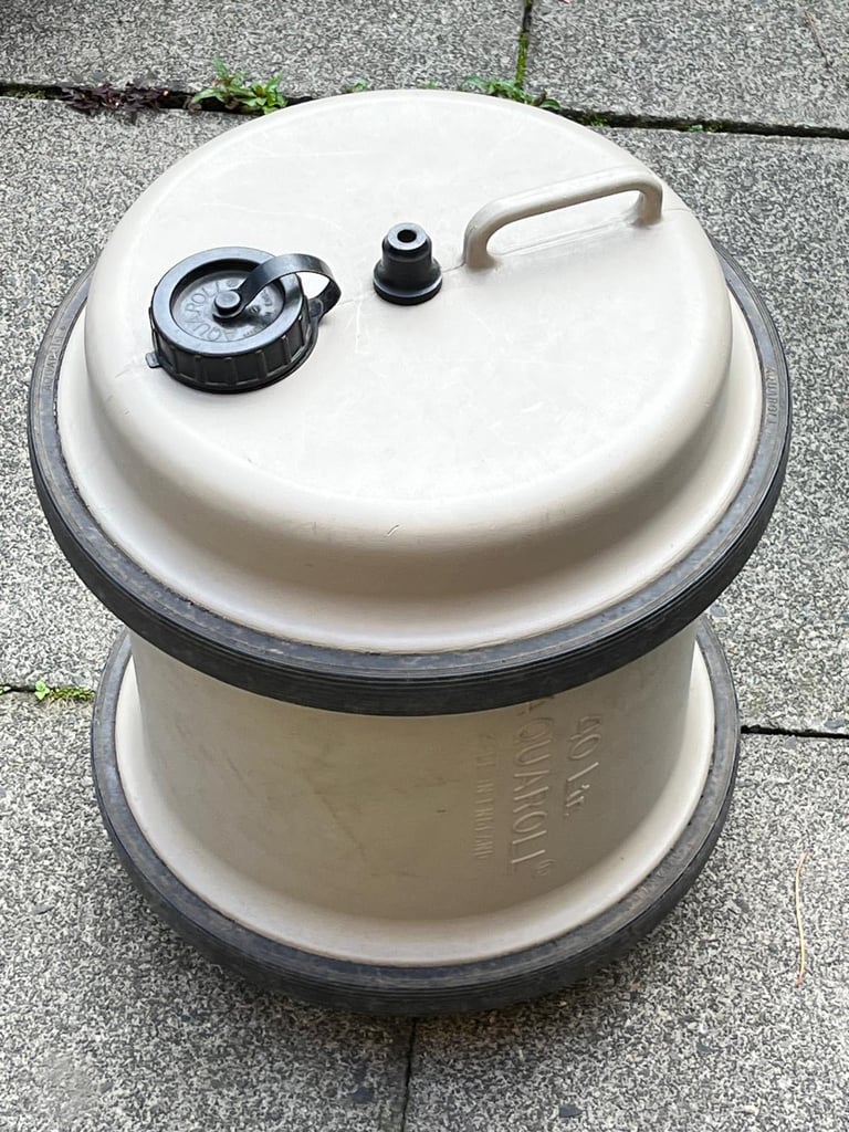 image for Water barrel caravan