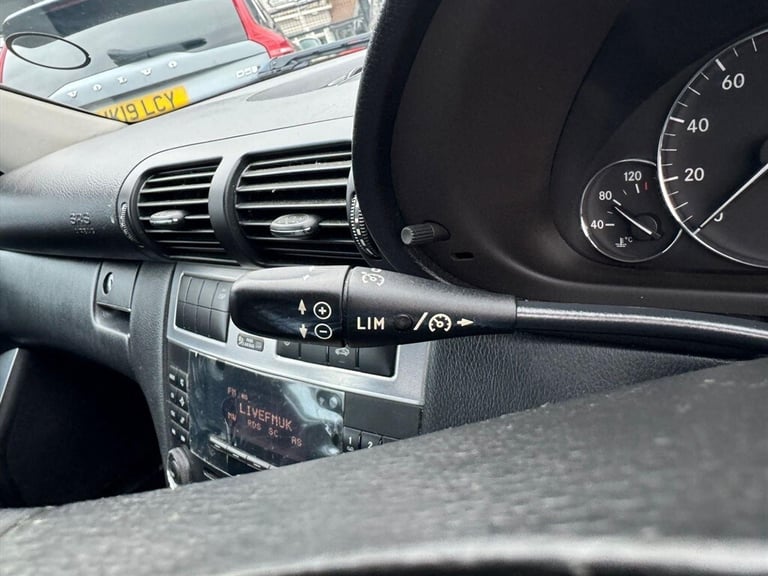 2006 Mercedes-Benz C-Class 1.8 Kompressor Avantgarde SE 4dr Saloon Petrol Automatic