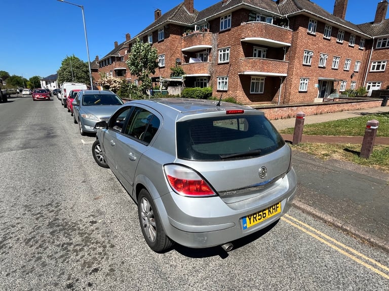 Astra H -  Design - AUTOMATIC , 2006, 1796 (cc), 5 doors