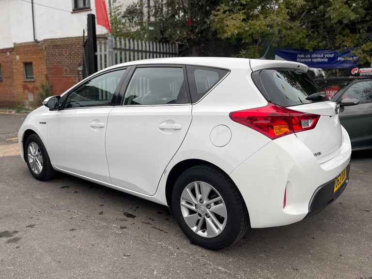 2013 Toyota Auris 1.8 VVT-h Icon CVT Euro 5 (s/s) 5dr HATCHBACK Petrol/Electric Hybrid Automatic
