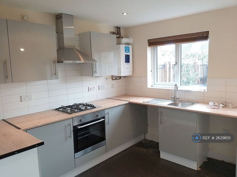image for 3 bedroom house in Lavender Gardens, Warrington, WA5 (3 bed) (#2639651)