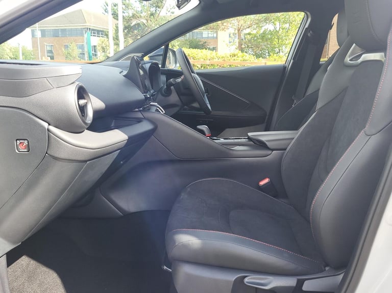 2025 Toyota C-HR 2.0 Hybrid GR Sport 5dr CVT HATCHBACK PETROL/ELECTRIC Automatic