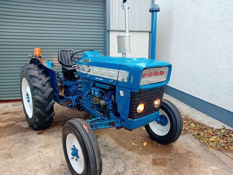 image for Ford 3000 tractor (massey ferguson leyland david brown john deere)