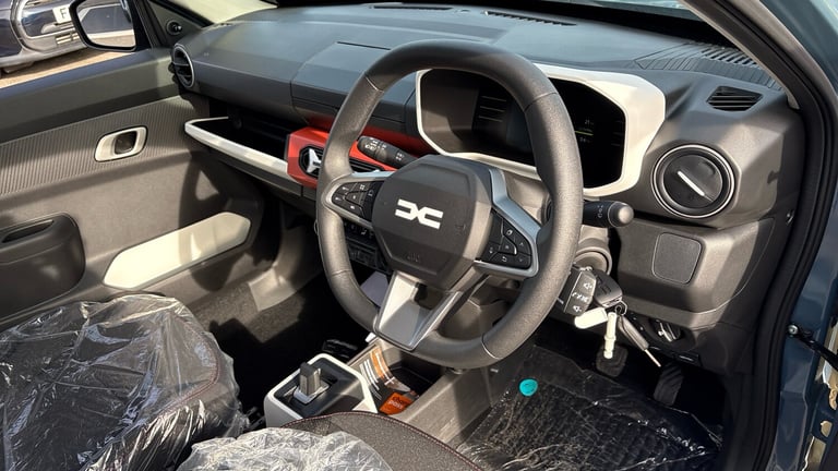 2025 Dacia Spring 27kWh Expression 65 48kW 5dr Auto Electric Hatchback Hatchback Electric Automatic