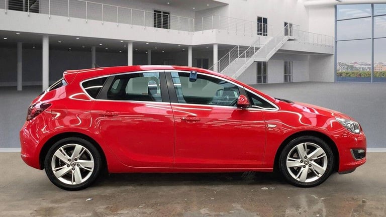 2013 Vauxhall Astra 1.7 CDTi 16V ecoFLEX SRi [130] 5dr [99g/km] HATCHBACK DIESEL Manual