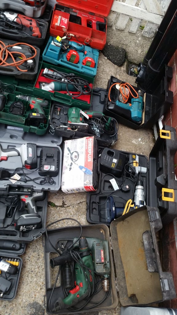 wholesale job lot only 65 on box tested tools ready to go or export 