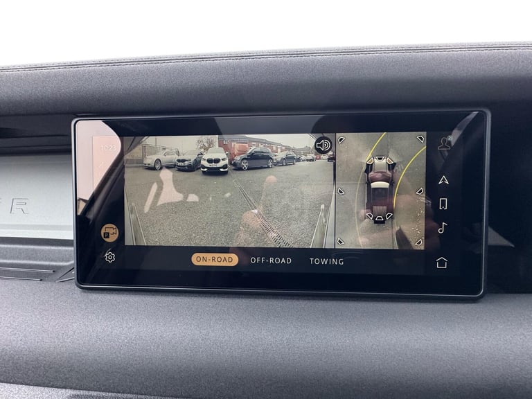 2023 Land Rover Defender 110 2.0 P400e 15.4kWh X-Dynamic SE Auto 4WD Euro 6 (s/s) 5dr ESTATE Petr...