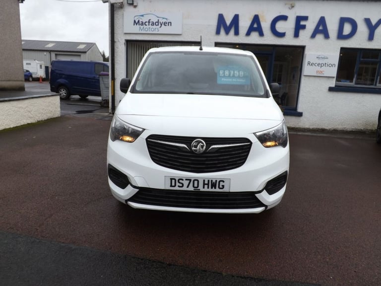 2020 Vauxhall Combo 1.5 Turbo D 2300 Sportive Panel Van 4dr Diesel Manual L2 H1 Euro 6 (s/s) (1 P...