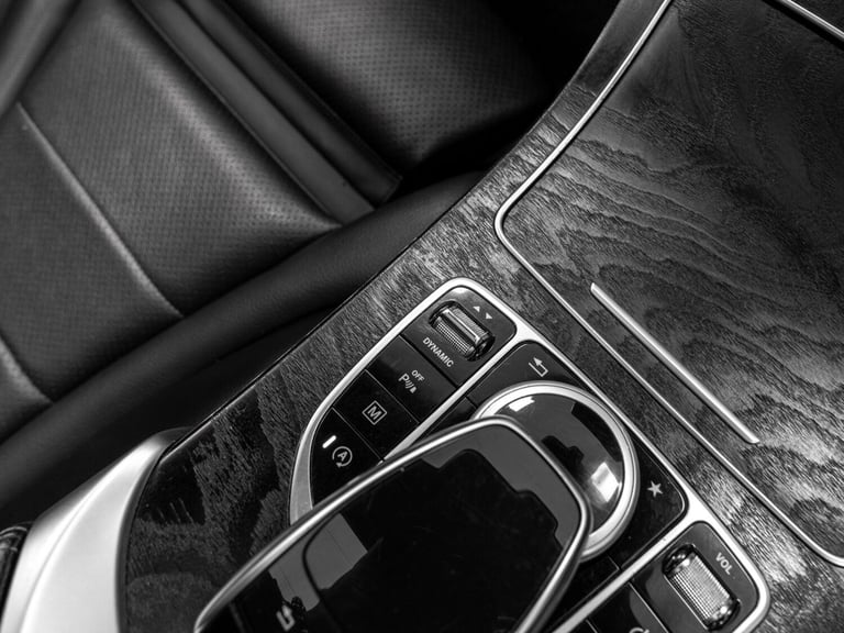 2017 Mercedes-Benz GLC 2.1 GLC250d AMG Line (Premium) G-Tronic 4MATIC Euro 6 (s/s) 5dr ESTATE Die...