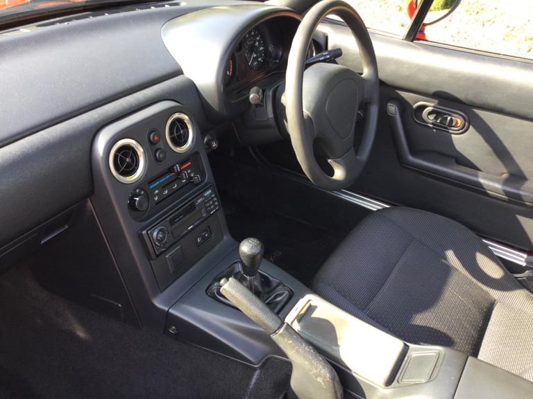 1998 Mazda MX-5 1.8 S 2dr CONVERTIBLE Petrol Manual