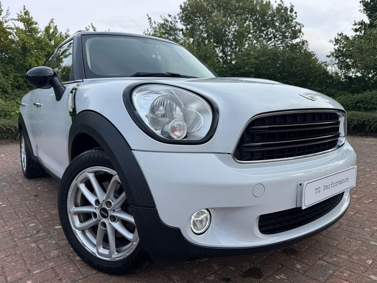 2015 MINI Countryman 1.6 Cooper Auto Euro 6 5dr HATCHBACK Petrol Automatic