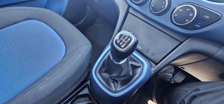 2014 Hyundai i10 1.2 Premium Hatchback 5dr Petrol Manual Euro 5 (87 ps) HATCHBACK Petrol Manual