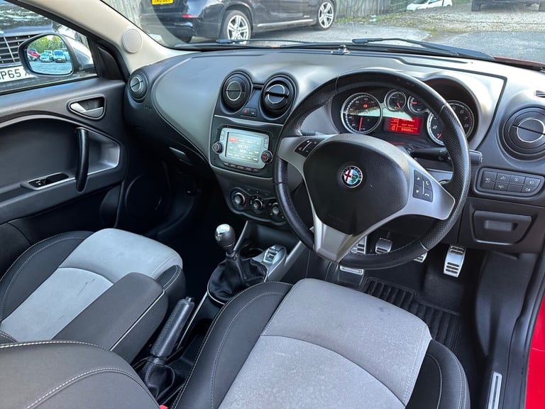 2016 Alfa Romeo MiTo 0.9 TB TwinAir 105 Distinctive 3dr HATCHBACK Petrol Manual