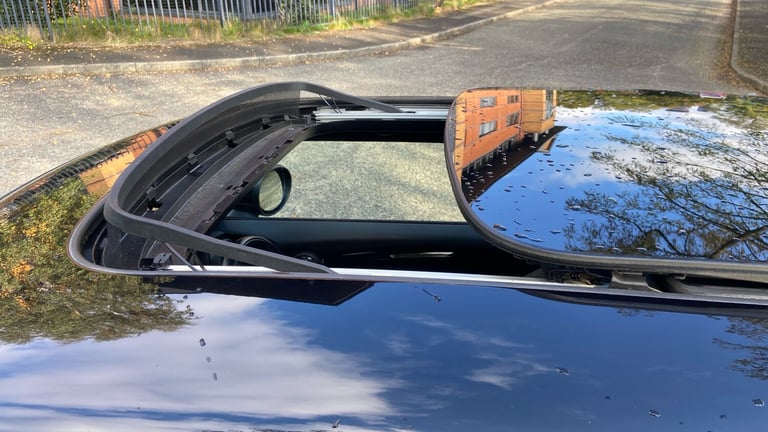 2020 MINI Electric Hatch Cooper SE 32.6kWh Level 3 Hatchback 3dr Electric Auto (184 ps) Hatchback...