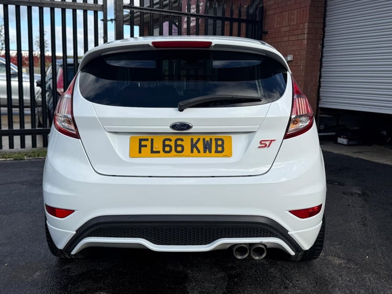 2016 Ford Fiesta 1.6T EcoBoost ST-3 Euro 6 3dr HATCHBACK Petrol Manual