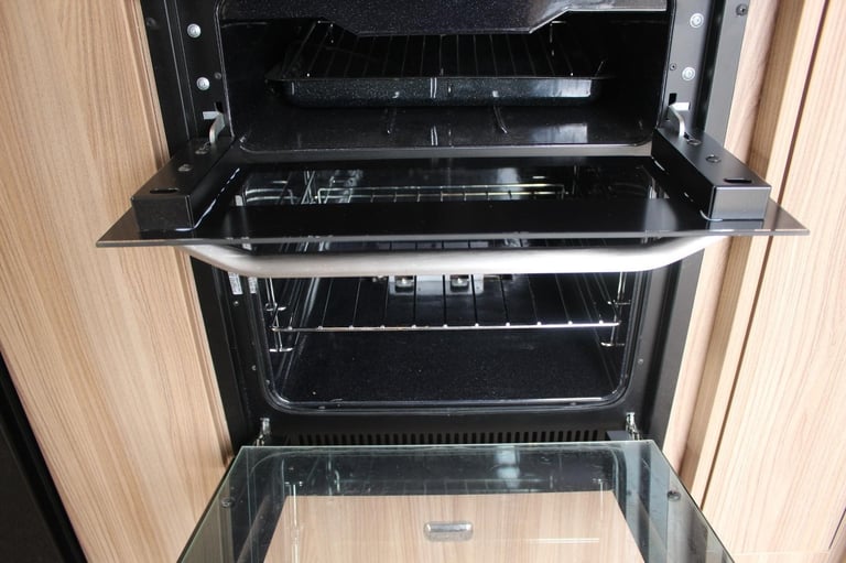 Bessacarr 442 DIESEL MANUAL 2015/65