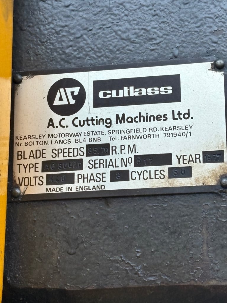 Curttlass machine 