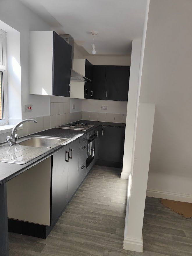 U.C. Welcome Luxury Flats / Rooms Available Are you on benefits
