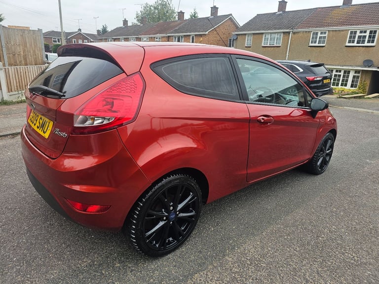 fiesta 1.2 F.S.H NEW CAMBELT AN CLUTCH LONG MOT JULY 26 DRIVES PERFECT 1.2 