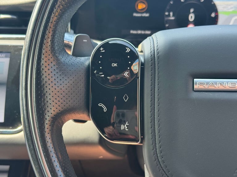 2019 Land Rover Range Rover Evoque 2.0 Range Rover Evoque R-Dynamic HSE D Automatic 4WD 5dr - NAT...