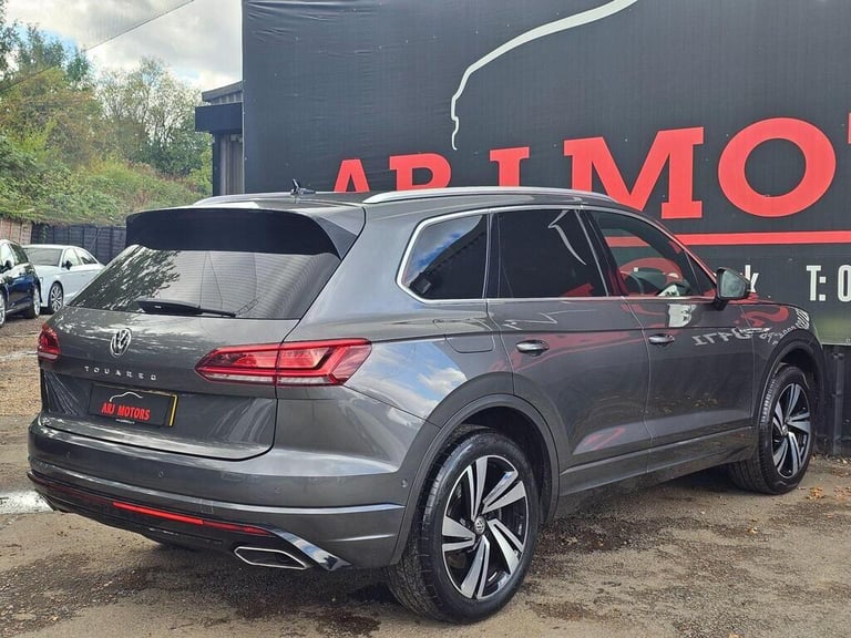 2019 Volkswagen Touareg 3.0 V6 TSI 4Motion R-Line Tech 5dr Tip Auto ESTATE PETROL Automatic