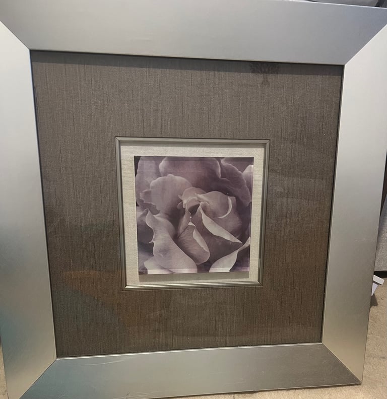 image for Rose picture frame 