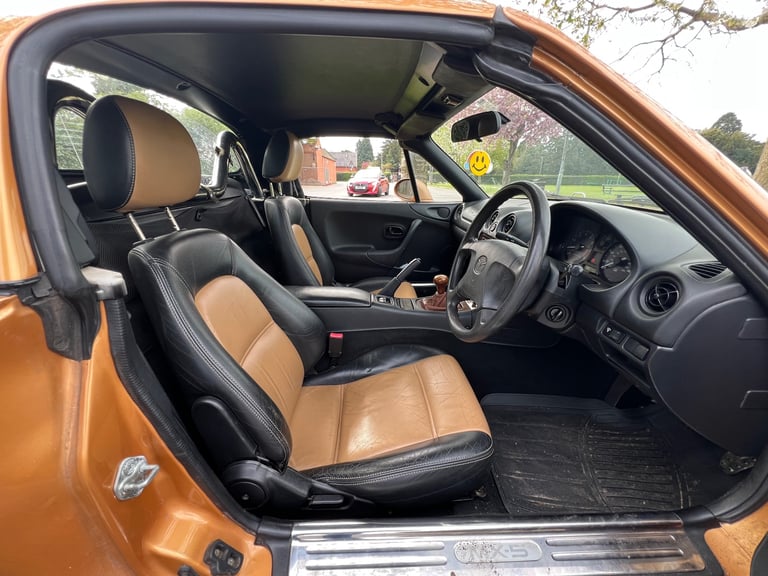 Mazda, MX-5, Convertible, 1998, Manual, 1839 (cc), 2 doors