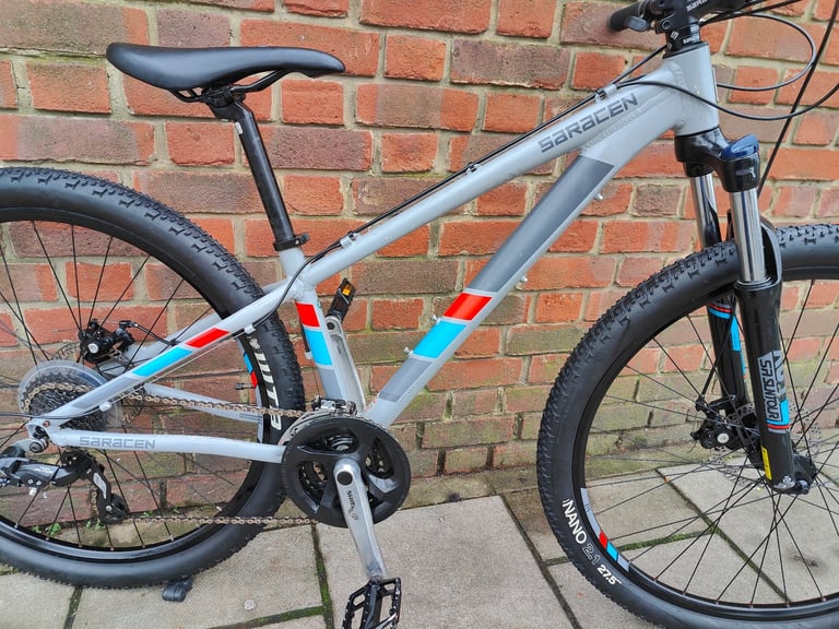 SERVICED (6107) 27.5" SARACEN TUFFTRAX 24-speed Aluminium Mountain BIKE Disc Brakes BICYCLE Size S/M