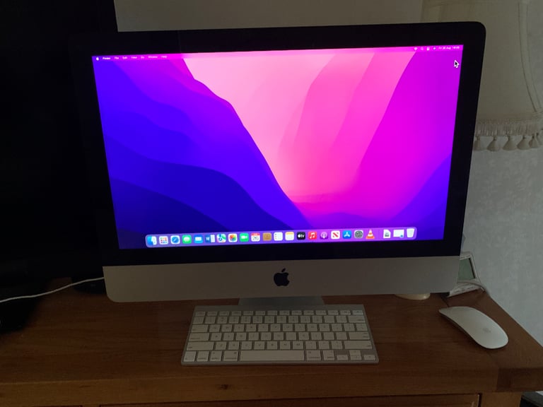 iMac 2011 with clean install of Mac OS Monterey
