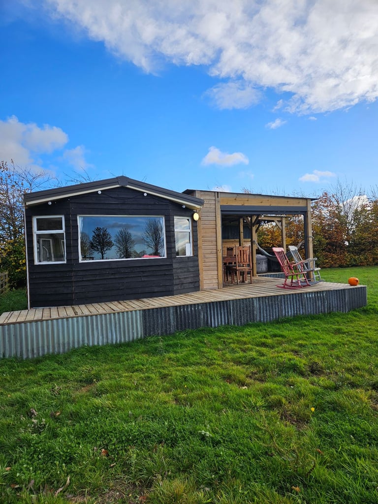 Static caravan with timber structure