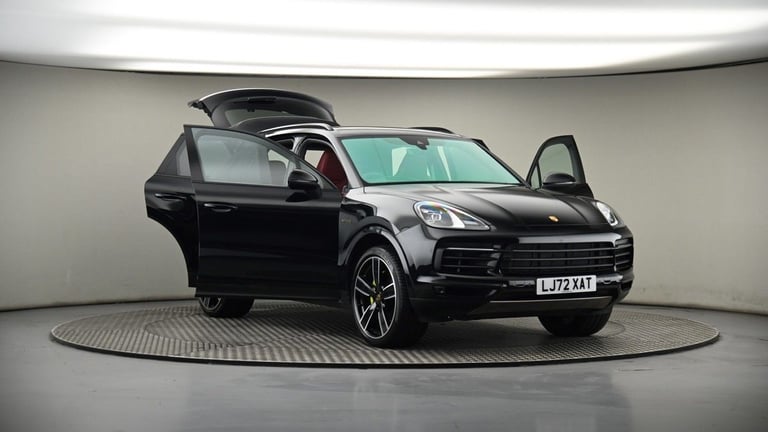 2022 Porsche Cayenne 3.0 V6 E-Hybrid 17.9kWh Platinum Edition TiptronicS 4WD Euro 6 (s/s) 5dr (3 ...