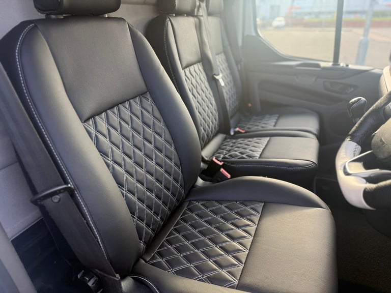 2020 Ford Transit Custom  2.0 EcoBlue CV EDITION SPORTS CUSTOM VAN Aston Martin PANEL VAN Diesel ...
