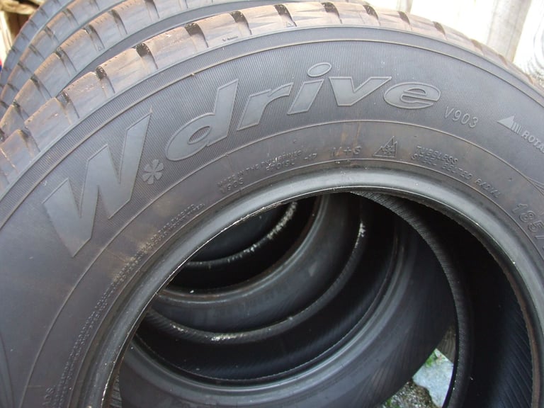 4 x R14 Yokohama Winter Tyres - Hardly Used