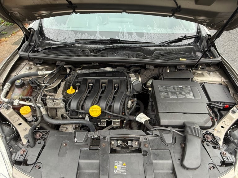 Renault, MEGANE, Hatchback, 2011, Manual, 1598 (cc), 5 doors