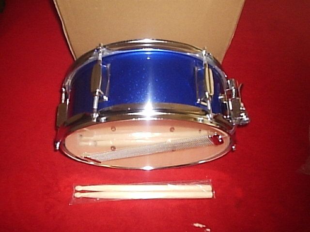 12   INCH    SNARE  DRUM   PLUS  PAIR  STICKS        BRAND  NEW  BOXED 