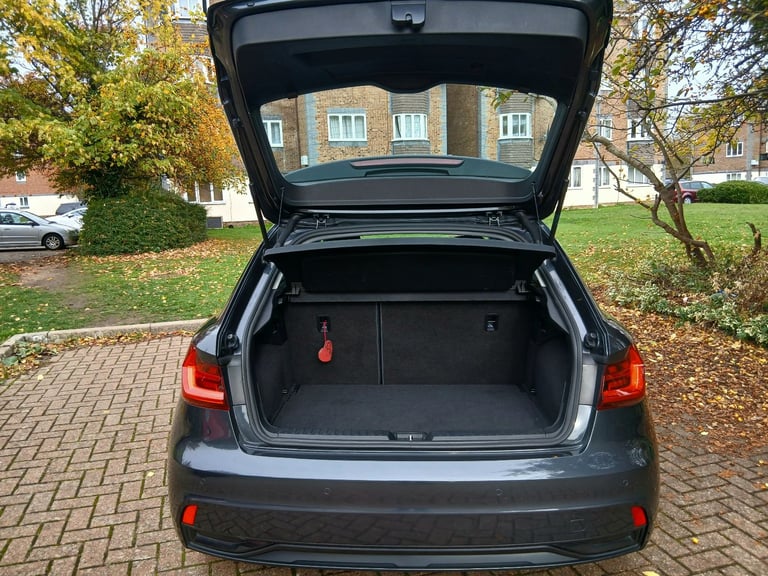 Audi, A1, Hatchback, 2019, Manual, 999 (cc), 5 doors