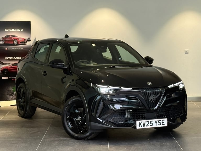 image for 2025 Alfa Romeo Junior 1.2 Turbo Ibrida 5dr Auto Hatchback Petrol Automatic
