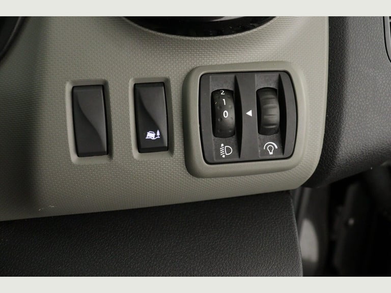 2019 Renault Trafic SL27 ENERGY dCi 125 Sport Nav Crew Van WINDOW VAN DIESEL Manual