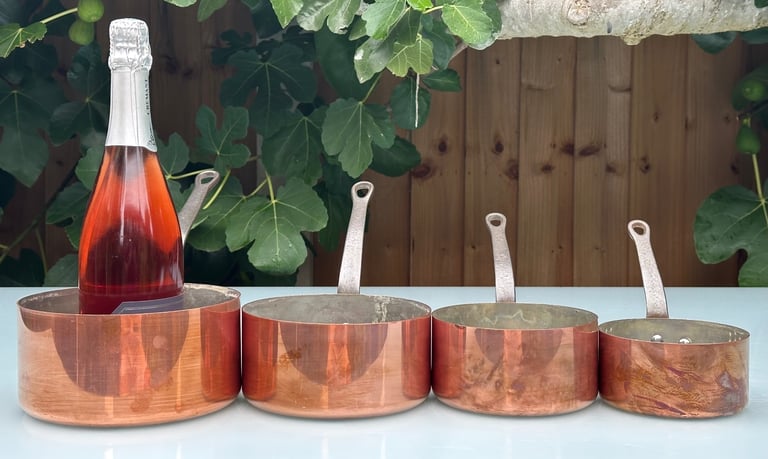 VINTAGE FRENCH COPPER PANS, SET OF FOUR LINED SAUCEPANS, 18-12cm - FABRICATION FRANCAIS - WILL POST!