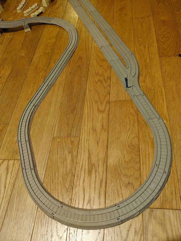 46 Pieces Bundle Thomas the Tank Engine & Friends Trackmaster Beige Track Fisher Price