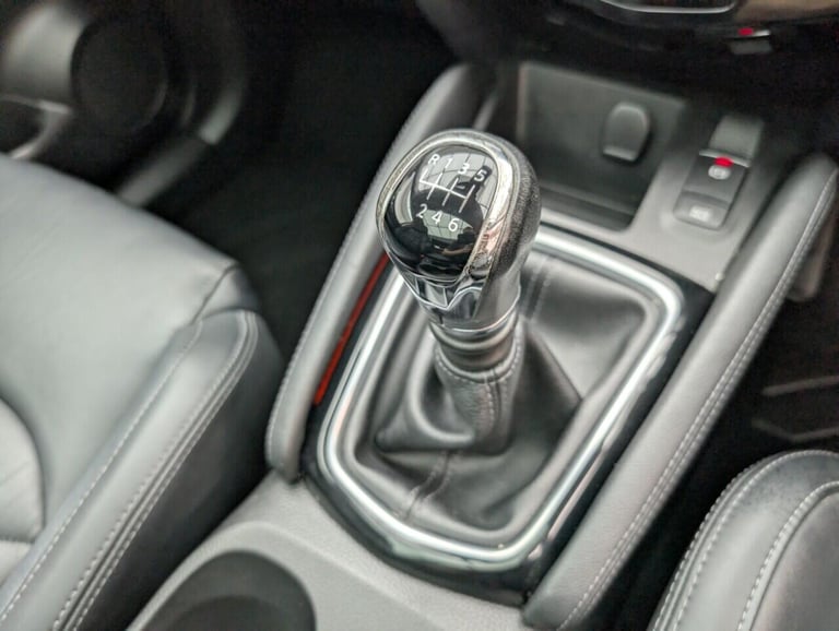 2021 Nissan Qashqai 1.3 DIG-T N-Motion SUV 5dr Petrol Manual Euro 6 (s/s) (140 ps) HILL START A H...