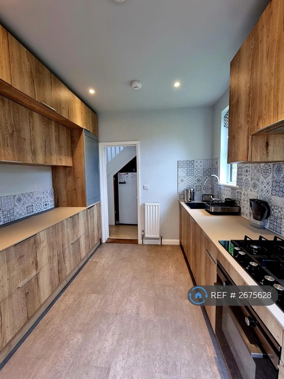 4 bedroom house in Laflouder Lane, Mullion, TR12 (4 bed) (#2675628)