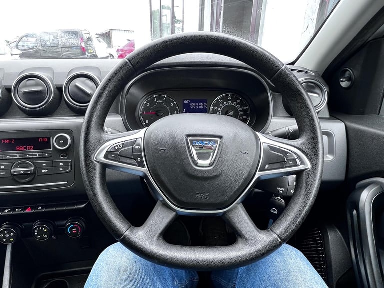 Dacia Duster 1.6 SCe Essential SUV 5dr Petrol Manual Euro 6 (s/s) (115 ps)