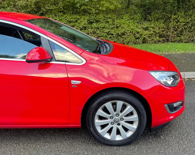 Vauxhall, ASTRA, Hatchback, 2014, Manual, 1956 (cc), 5 doors