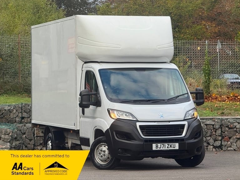 image for 2021 Peugeot Boxer 2.2 BlueHDi 335 Built for Business L4 Euro 6 Luton Van Luton Diesel Manual