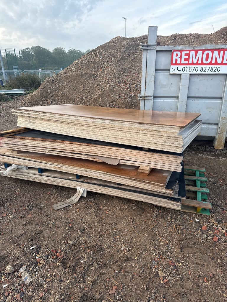 8x4 marine ply board 18mm with none slip layer